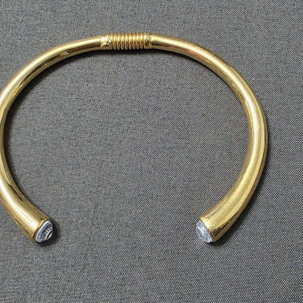 Estate - Gold Tone - Open Bangle Braclet By Kenneth Jay Lane - Item 502